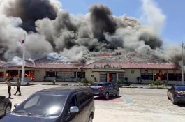 Polres Lampung Selatan Hangus Terbakar, Ada Letusan Peluru