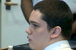 Pelajar Penggal Teman Sekelasnya di Pinggir Sungai Karena Cemburu