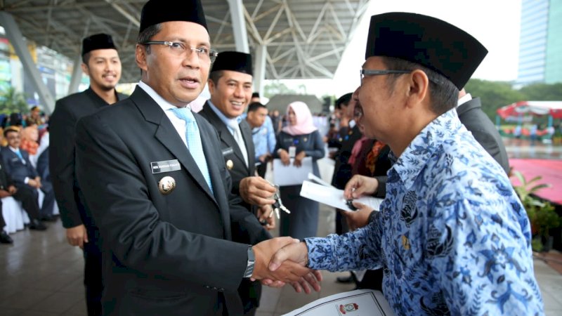 Pemkot Makassar Resmikan 10 SMPN Baru di Hardiknas