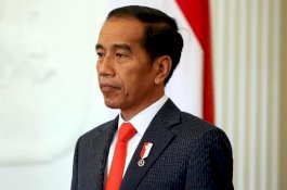 Presiden Jokowi Mau Rombak Kabinet?