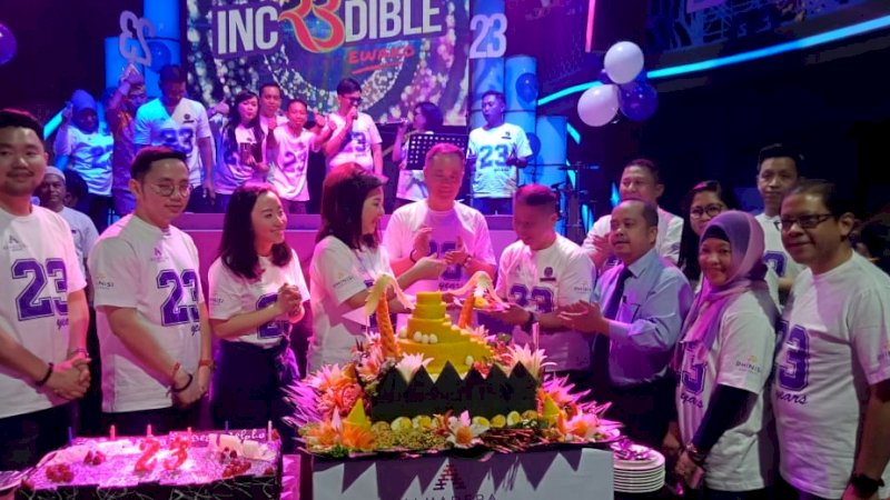 Di HUT ke-23, Hotel Almadera Beri Beasiswa Buat Karyawan