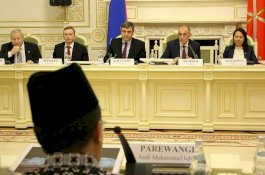 Promosikan Sutra di Rusia, Iqbal Parewangi Raih 30.865 di Wajo