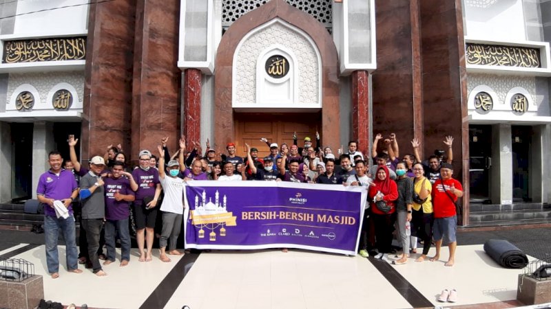 Jelang Ramadhan, PHI Gelar Aksi Bersih Masjid