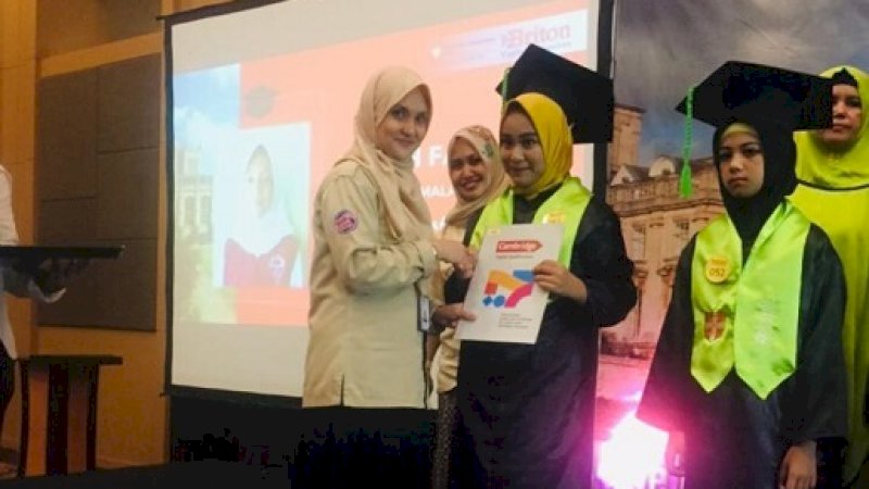 Briton Kembali Gelar The Cambridge Certificate Award Ceremony 