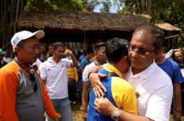 Tangis Danny Pomanto di Family Gathering Pemkot Makassar 