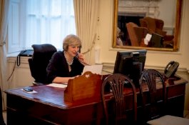 PM Inggris Telepon Jokowi, Bukan Ucapkan Selamat Kemenangan