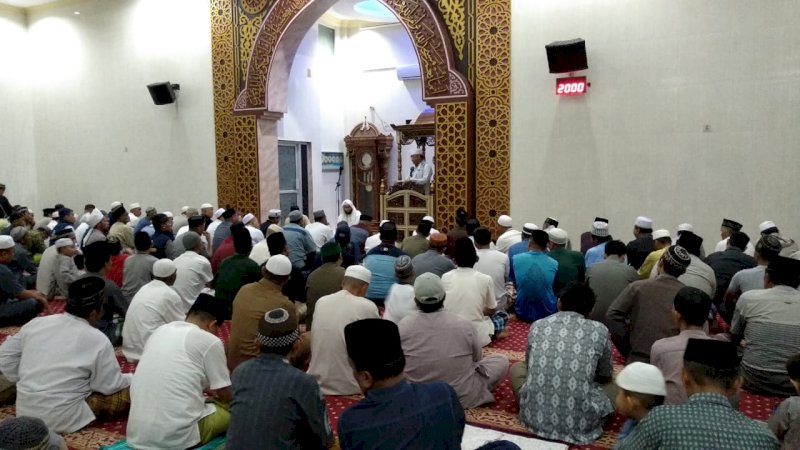 Bupati Lutim Minta Warga Isi Ramadan dengan Keimanan