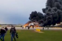 Penumpang Tewas Setelah Berebutan Ambil Barang di Bagasi Saat Pesawat Terbakar