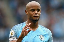 Tentang Gol Penyelamat Manchester City, Kompany Ternyata Dilarang Menembak