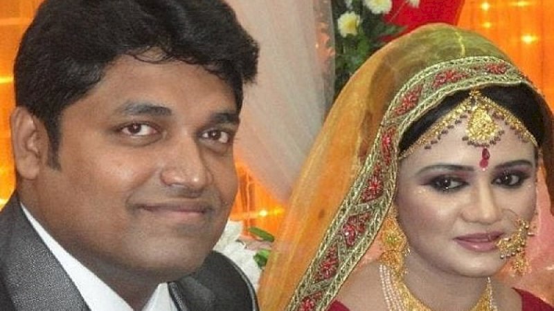 Shahab Ahmed dan istrinya, Khondkar Fariha Elahi