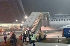 Penumpang Cium Bau Kabel Terbakar, Penerbangan Pesawat Rusia Ditunda