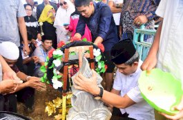 Pemakaman Ketua DWP Sidrap Berlangsung Khidmat