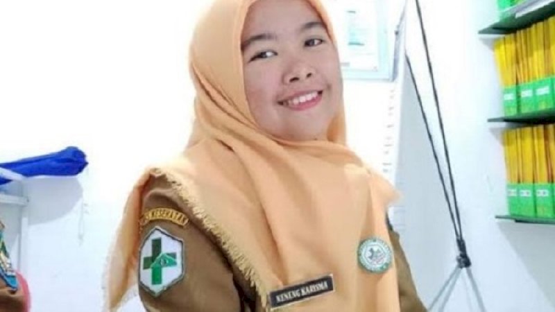 Mendiang Neneng Kharisma semasa hidup.