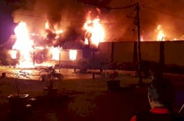 Napi Rusuh dan Bakar Rutan, Perwira Polisi Ditembak