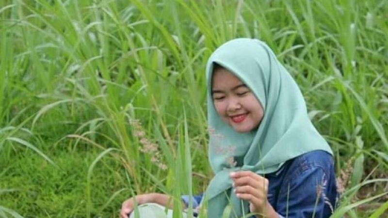 Neneng Kharisma