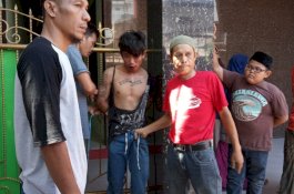 Pria Bertato Dihajar Warga karena Kepergok Mencuri HP di Abdesir