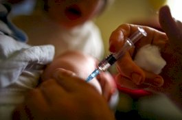 Instagram Bakal Blok Tagar Promosi Keliru Soal Vaksin