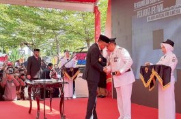 Gubernur NA Ingatkan PJ Wali Kota Makassar Tentang Zonasi Guru