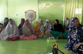 KPPPA Kunjungi Kelompok Minoritas Suku Bajoe