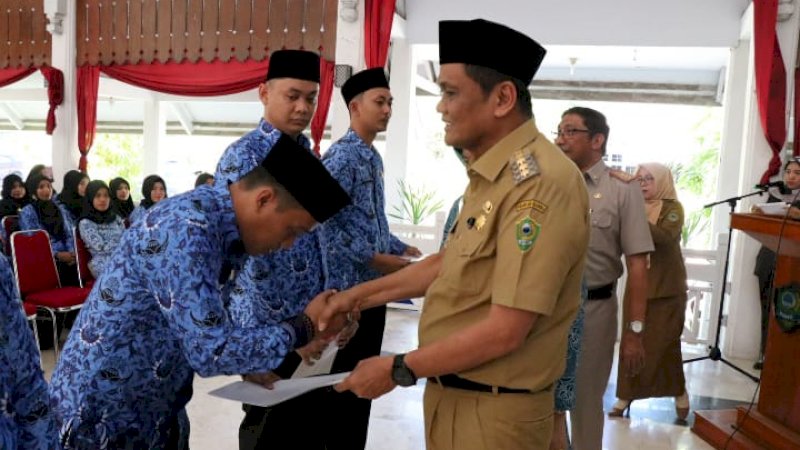 112 CPNS Baru Pemkab Barru Terima SK