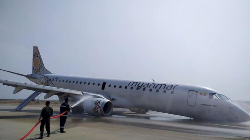 Pilot Selamatkan 89 Nyawa Usai Daratkan Pesawat Tanpa Roda Depan