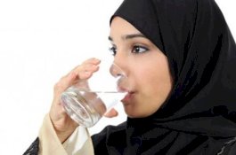 Sahur hanya Minum Air Putih, Cukupkah?