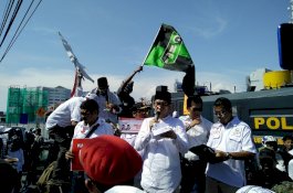 Unjuk Rasa di Bawaslu Sulsel, Forum Rakyat Menggugat: Seolah-olah Kami Buta