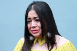 Ibunda Divonis Tak Bisa Sembuh, Anisa Bahar Kecewa dengan Dokter Indonesia