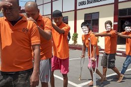 Polres Gowa Tangkap 10 Penjahat Jalanan, Satu Remaja Tepincang-pincang