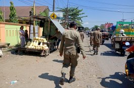 8 Hari, Satpol PP Gowa Tertibkan 80 PKL