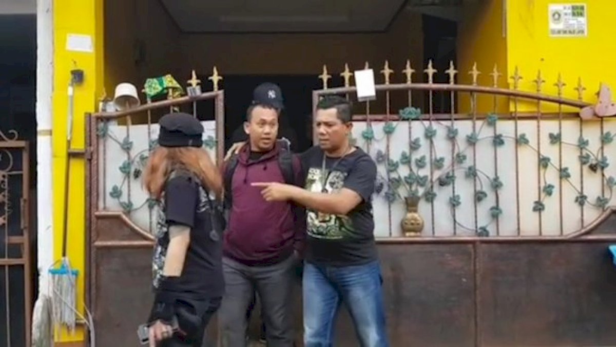 Pemuda yang Ancam Penggal Kepala Jokowi Bolos Kerja Lalu Ikut Demo