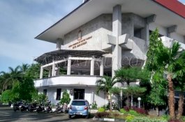 150 Tenaga Honorer DPRD Makassar 4 Bulan Belum Diupah