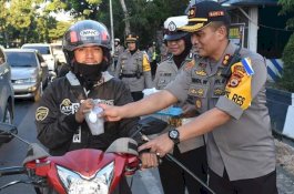 Jaga Kondusifitas Wilayah Jelang Penetapan KPU, Polres Sidrap Tebar Spanduk Imbauan