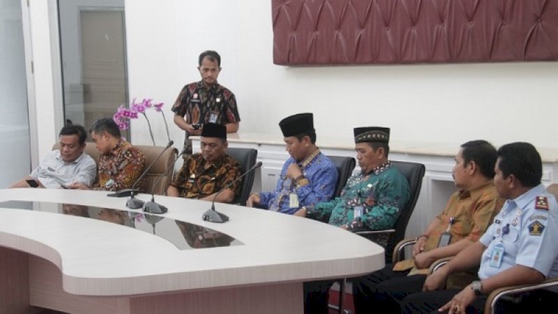 Kunjungan Kakanwil Kemenkum HAM Sulsel yang diterima Sekda Kota Palopo, H Jamaluddin.