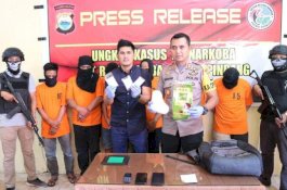 Polres Pinrang Gagalkan Penyelundupan 1,5 Kilogram Sabu