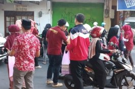 Perbaiki Pelayaan, RSUD Labuang Baji Bagi-bagi Takjil