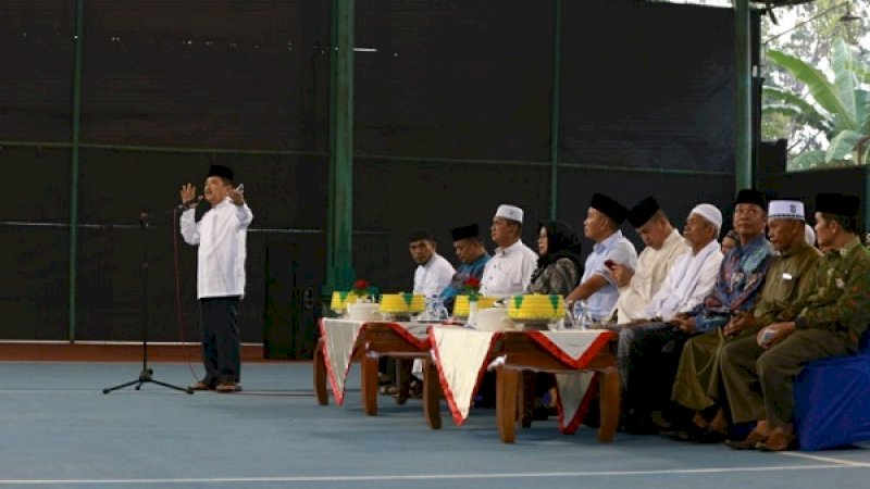 Wali Kota Palopo, HM Judas Amir, saat buka puasa bersama di Tennis Indoor Saokotae Palopo, Rabu (15/5/2019).