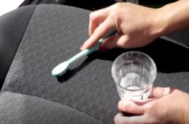 Punya Noda di Jok Mobil Anda? Coba Hapus dengan Trik Cepat dan Mudah Ini!