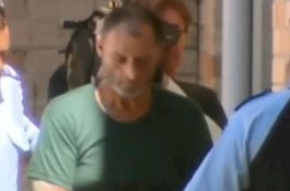 Dihentikan Saat Perkosa Gadis 7 Tahun di Toilet, Pria Ini Tusukkan Pisau