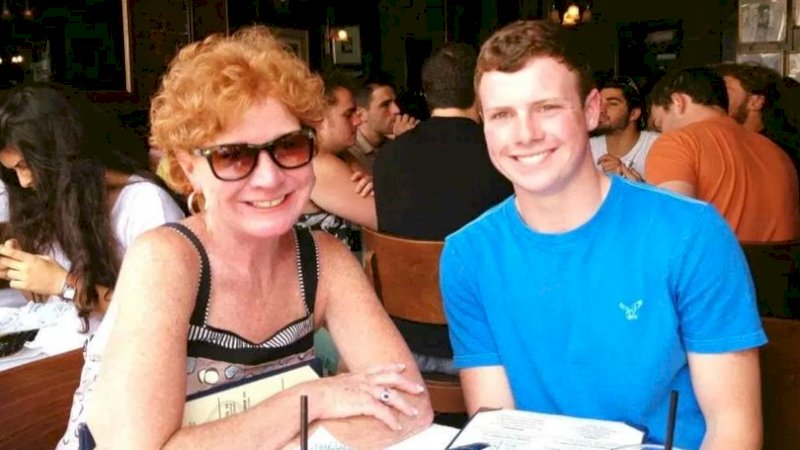 Thomas J. Summerwill dan ibunya