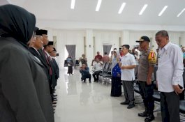 Ini 11 Pengurus Dewan Pendidikan Palopo yang Dikukuhkan Wali Kota