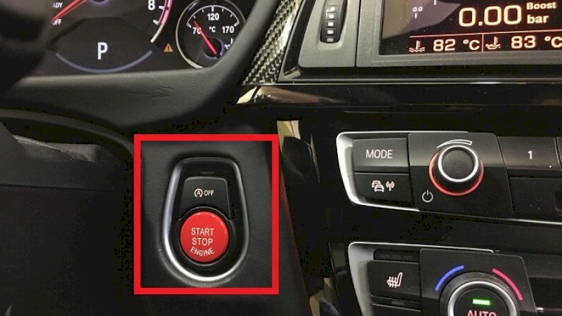 Start Stop Button yang bisa ditambahkan sebagai pengganti kunci konvensional.