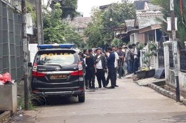 Bermotif Asmara, Rumah Seorang Janda Dilempari Bom