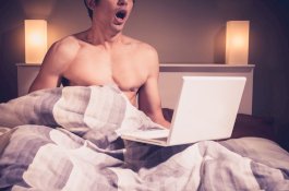 Seperempat Warga Inggris Lebih Suka Masturbasi Dibandingkan Seks