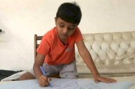 Wow! Bocah 8 Tahun ini Bisa Membaca dan Menulis 106 Bahasa