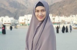 Cantik dan Seksi, Mantan Personel Girlband Ini Sekarang Berhijab