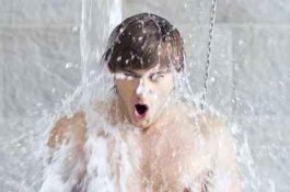 Mandi Setiap Hari Ternyata Bisa Merusak Kekebalan Tubuh