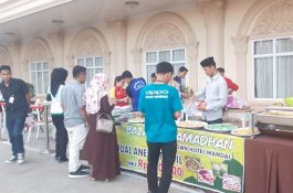 Jam Tiga-an Takjil Sudah Habis di Bazar Grand Town Hotel