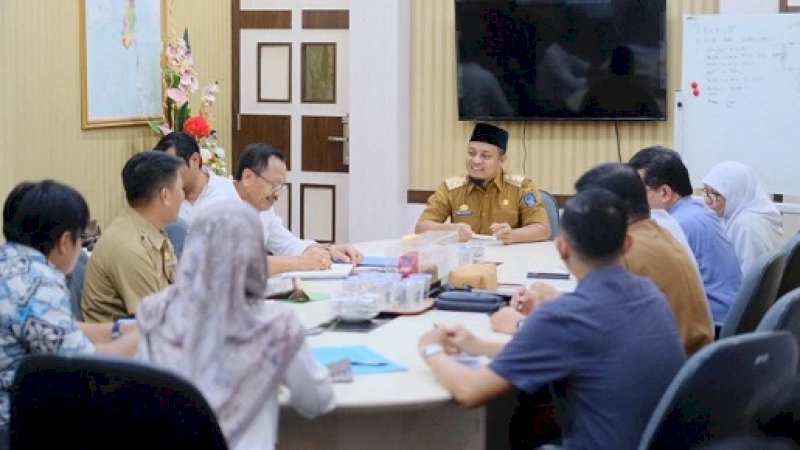 Ke Balai Pompengan, Wagub Sulsel Ingatkan Saluran Drainase Kota Diperhatikan