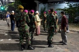 Marinir Datang, Ricuh Mereda